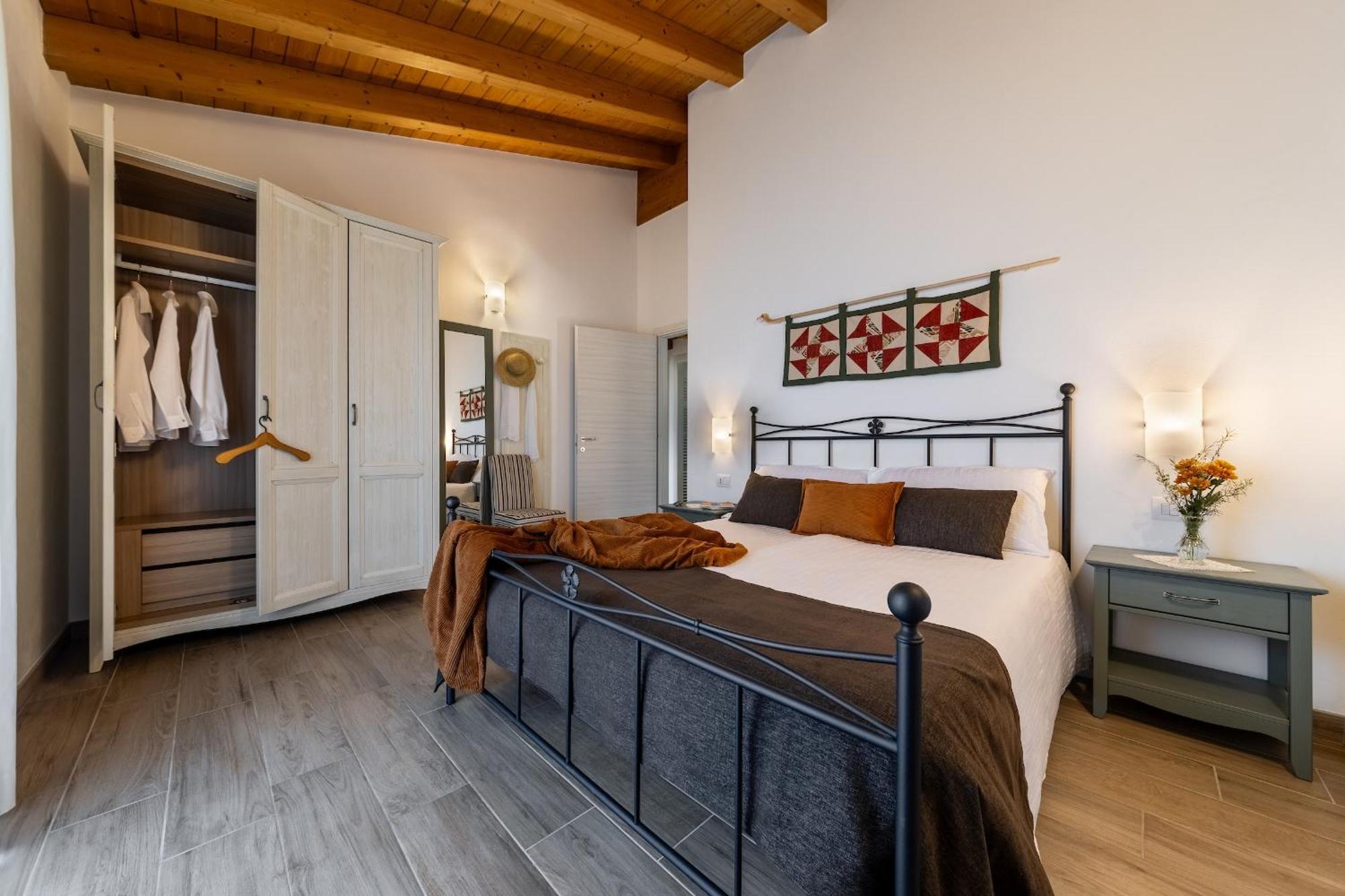 Mos Country House Tremosine Экстерьер фото