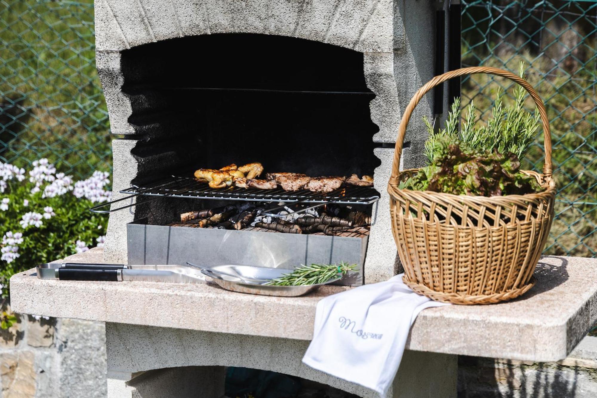Mos Country House Tremosine Экстерьер фото